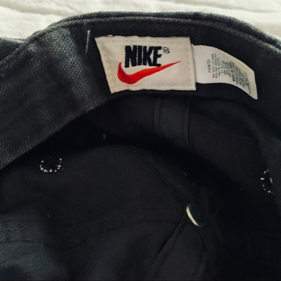 Vintage Nike Hat - Picture 2 of 3